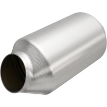 Load image into Gallery viewer, MagnaFlow 2.25in. CA Spun Cen/Ang Universal Converter - 551075