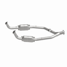 Load image into Gallery viewer, MagnaFlow Conv DF 99-04 LR Discovery V8 49S - 93689