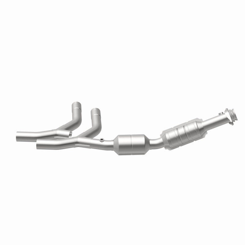 MagnaFlow Direct Fit Catalytic Converter 05-07 Ford E150 4.6L Passenger Side - 51310