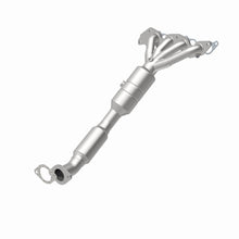 Load image into Gallery viewer, MagnaFlow Direct Fit Catalytic Converter 08-09 Ford Focus 2.0L - 49852