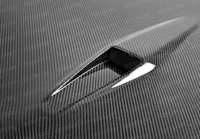 Seibon 09-12 Nissan GTR R35 GTII-Style Carbon Fiber Hood - HD0910NSGTR-GTII