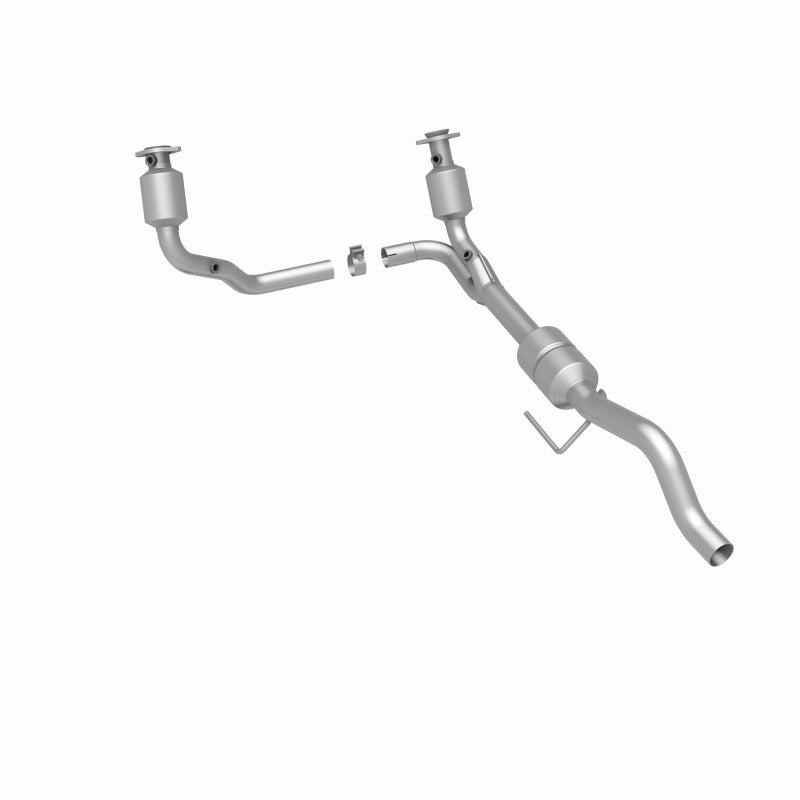 MagnaFlow Direct Fit Catalytic Converter 00-03 Durango 4WD 4.7L - 458047