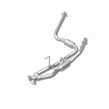 Load image into Gallery viewer, MagnaFlow 05-06 Jeep Grand Cherokee 3.7L Direct Fit Converter - 5451687