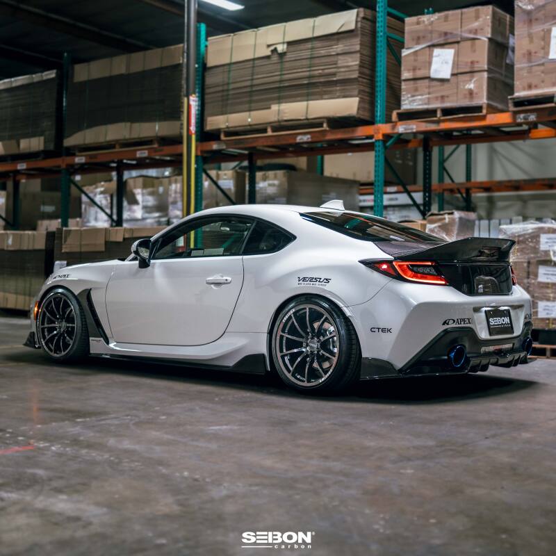 Seibon 22-24 Toyota GR86 / Subaru BRZ 2-Door Coupe Carbon Fiber Fender Trim - Gloss Finish - FFT22TY86