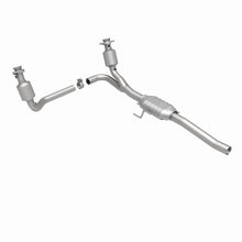 Load image into Gallery viewer, MagnaFlow Direct Fit Catalytic Converter 00-03 Dodge Dakota 2WD 4.7L - 458043