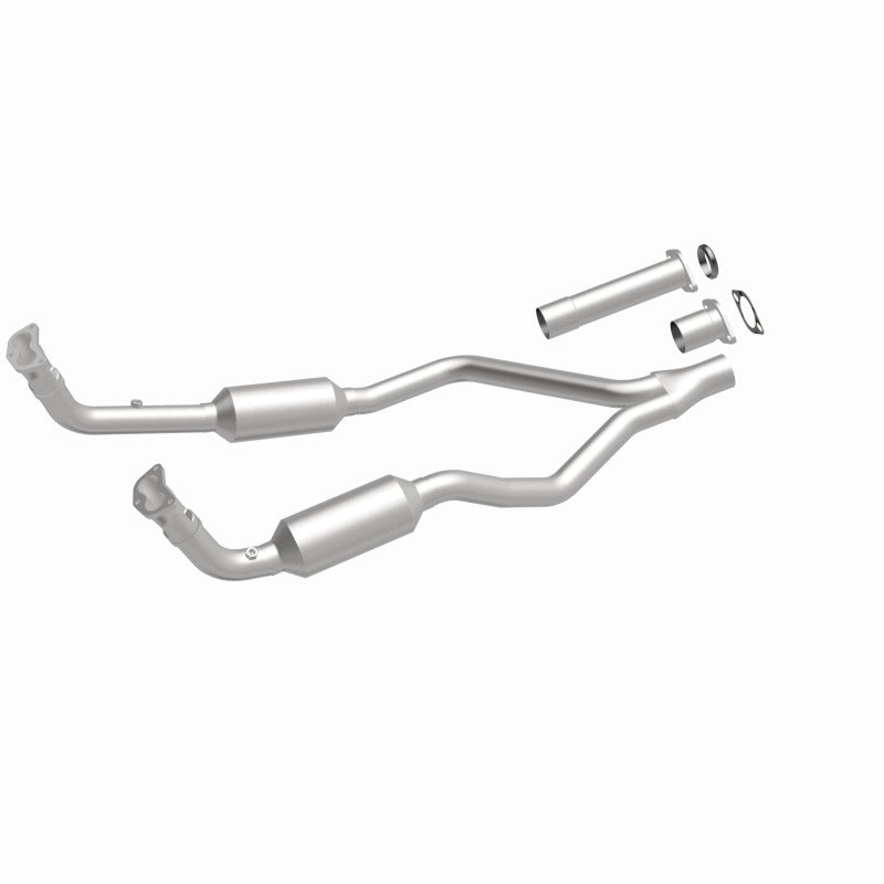 MagnaFlow Direct Fit Catalytic Converter 90-93 Land Rover Range Rover 3.9L V8 - 3391821