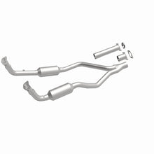 Load image into Gallery viewer, MagnaFlow Direct Fit Catalytic Converter 90-93 Land Rover Range Rover 3.9L V8 - 3391821