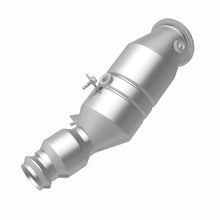 Load image into Gallery viewer, MagnaFlow Direct Fit Catalytic Converter 2016 BMW 428i 2.0L Underbody - 52257