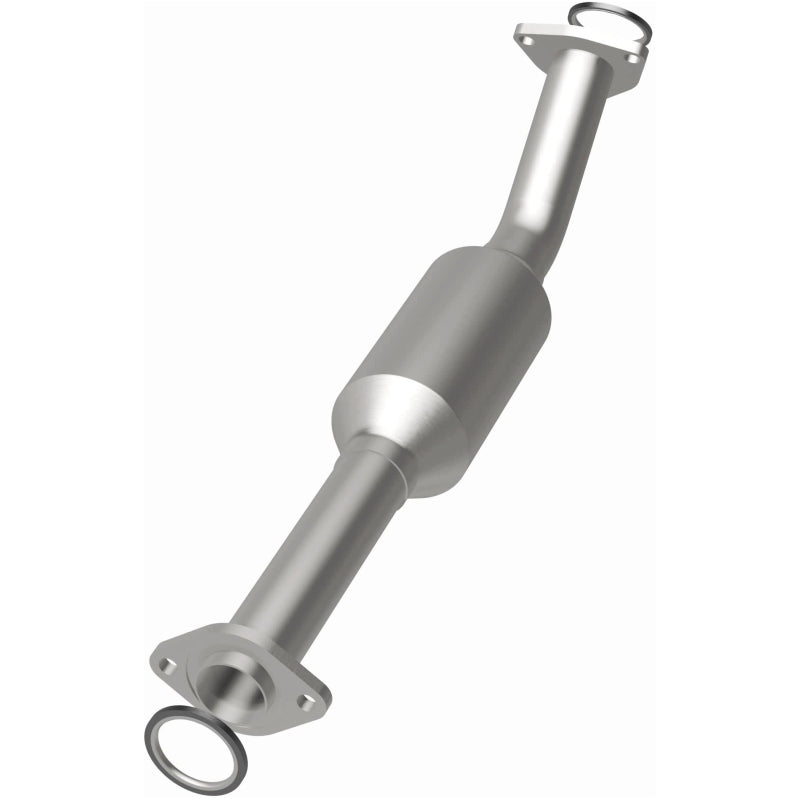 MagnaFlow Direct Fit Catalytic Converter OEM 2003-2004 Toyota Tundra Underbody - 28.75in Length - 4551406