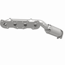 Load image into Gallery viewer, MagnaFlow Direct Fit Catalytic Converter 12-16 Hyundai Equus V8 5 OEM Manifold - 22-093