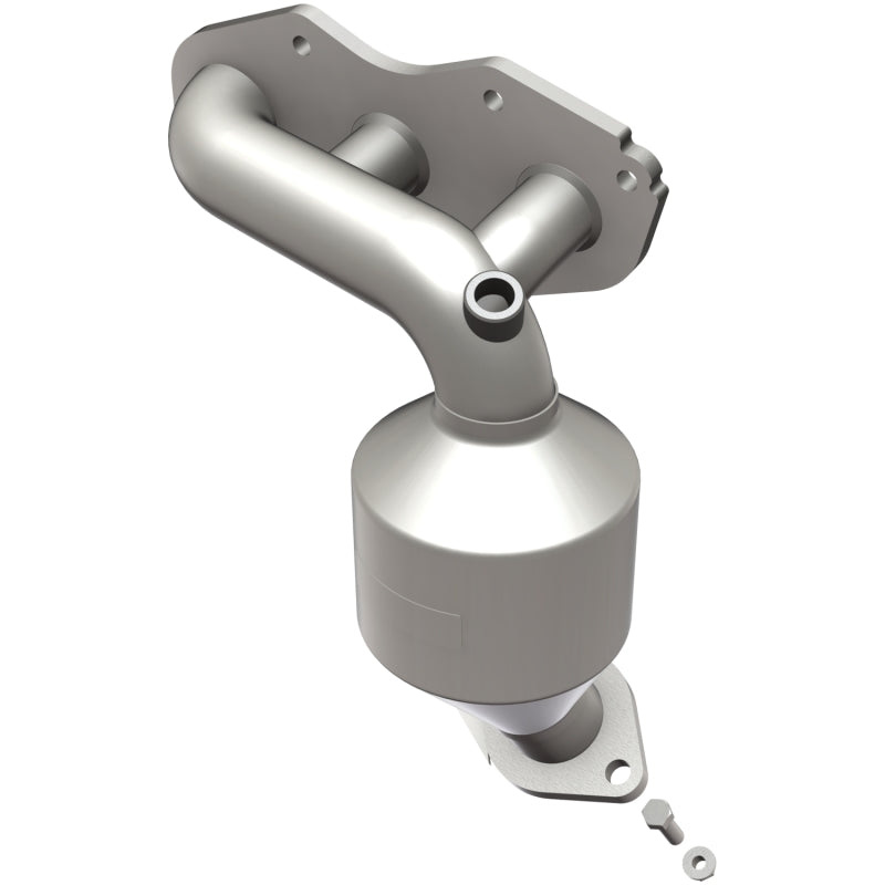 MagnaFlow Direct Fit Catalytic Converter 14-15 Toyota Highlander 3.5L Manifold - 52545