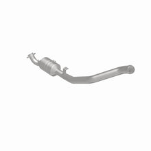 Load image into Gallery viewer, MagnaFlow Direct Fit Catalytic Converter 2006-2011 R350 3.5 L Underbody - 52178