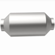 Load image into Gallery viewer, MagnaFlow GM 3500/4500 HD 6.0L 3in Universal Converter - 51809