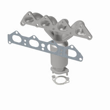 Load image into Gallery viewer, MagnaFlow Direct Fit Catalytic Converter 05-06 Kia Sportage 2.0L - 452034