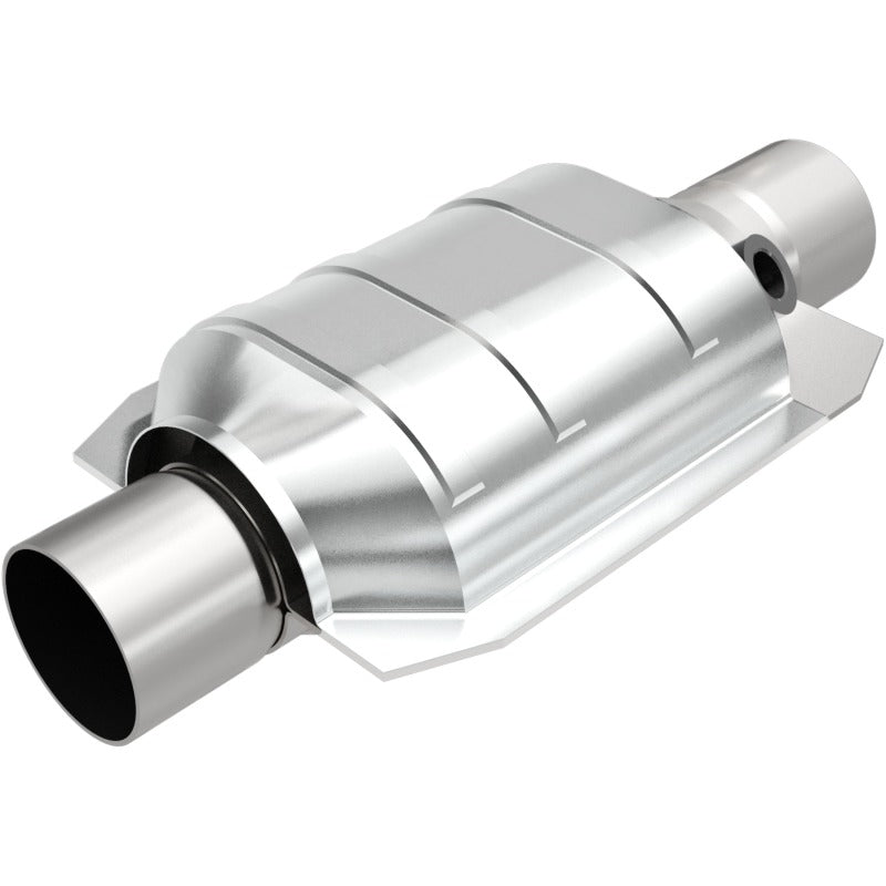 MagnaFlow Universal Catalytic Converter 2.5 W/Single O2 Boss - 94136