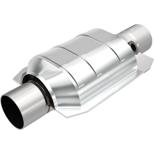 MagnaFlow Universal Catalytic Converter 2.5 W/Single O2 Boss - 94136