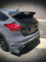 Load image into Gallery viewer, Seibon 15-16 Ford Focus Hatchback Carbon Fiber Trunk Lid - TL16FDFO