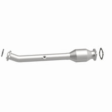 Load image into Gallery viewer, MagnaFlow Direct Fit Catalytic Converter OEM 05-06 Nissan Pathfinder 4.0L - 5491670