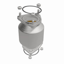 Load image into Gallery viewer, MagnaFlow Direct Fit Catalytic Converter California 04-05 Suzuki Forenza L4-2.0LGAS - 551291