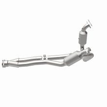Load image into Gallery viewer, MagnaFlow Direct Fit Catalytic Converter 2015-2017 Transit-150 V6 3.5 OEM Underbody - 21-710