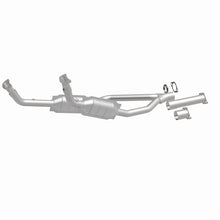Load image into Gallery viewer, MagnaFlow Direct Fit Catalytic Converter Range Rover 90-93 - 23821