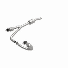 Load image into Gallery viewer, MagnaFlow Direct Fit Catalytic Converter 02-03 Ram 1500 4.7L - 458070