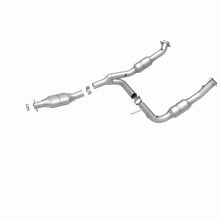 Load image into Gallery viewer, MagnaFlow Direct Fit Catalytic Converter Explorer 02-04 4.6L OEM - 49404