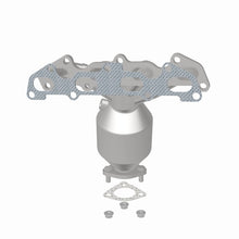 Load image into Gallery viewer, MagnaFlow Direct Fit Catalytic Converter 01-02 Kia Rio 1.5L - 452040