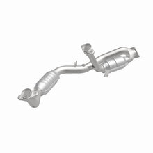 Load image into Gallery viewer, MagnaFlow Direct Fit Catalytic Converter 96-99 Taurus 3.4L Front C - 23533