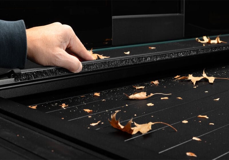 RealTruck 2015-2020 Ford F-150 5ft 7in FlushFit Electric Retractable Cover - ERC40FO16A0