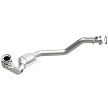 Load image into Gallery viewer, MagnaFlow Direct Fit Catalytic Converter 96-97 Ford Explorer 5.0L - 447101
