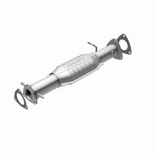 Load image into Gallery viewer, MagnaFlow Direct Fit Catalytic Converter 96-97 GM S10 Pickup 4.3L - 93484