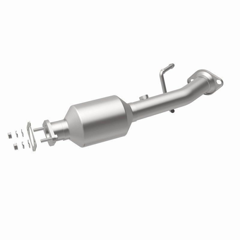 MagnaFlow California Direct Fit Catalytic Converter 13-15 Nissan NV200 2.0L - 557690