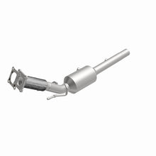 Load image into Gallery viewer, MagnaFlow 06-09 Volkswagen Beetle 2.5L Direct Fit Converter - 5561377