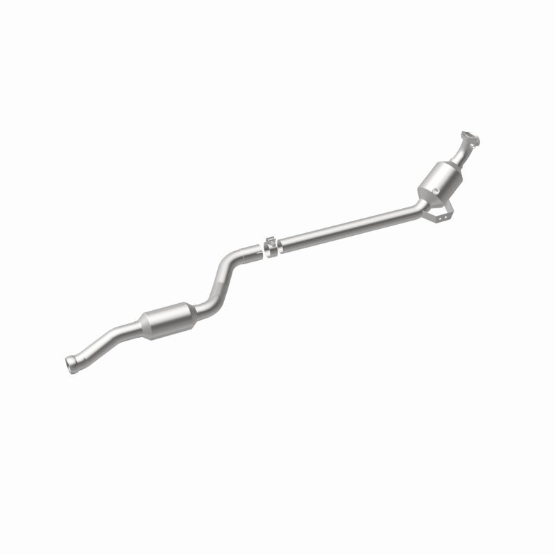 MagnaFlow 10-12 GLK350 V6 3.5 OEM Underbody Direct Fit Converter - 21-439