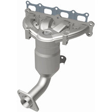 Load image into Gallery viewer, MagnaFlow DF Cat Conv 07 Dodge Caliber 2.4L Manifold AWD/07-10 Jeep Patriot 2.4L Manifold 4WD 49-St - 51260
