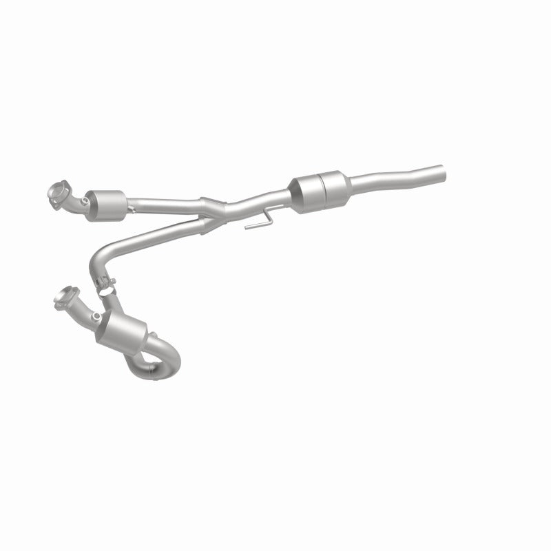 MagnaFlow Direct Fit Catalytic Converter 02-03 Dodge Durango 5.9L - 51348