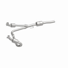 Load image into Gallery viewer, MagnaFlow Direct Fit Catalytic Converter 02-03 Dodge Durango 5.9L - 51348