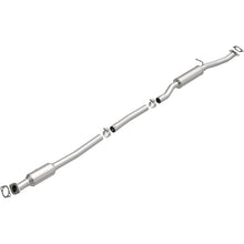 Load image into Gallery viewer, MagnaFlow 16-17 Hyundai Tucson L4 2.0 OEM Underbody Direct Fit Catalytic Converter - 21-146