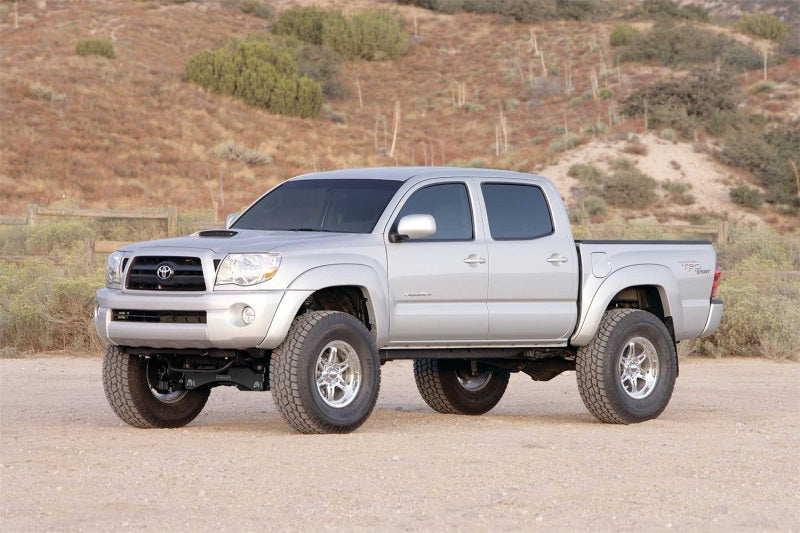 Fabtech 05-14 Toyota Tacoma 4WD/2WD 6 Lug 6in Lift System - Component Box 2 - FTS26007BK