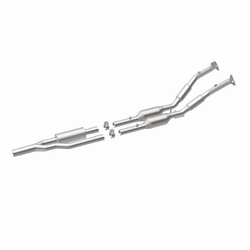 MagnaFlow Direct Fit Catalytic Converter California Grade 06-09 Audi A3 Quattro 3.2L - 5461873