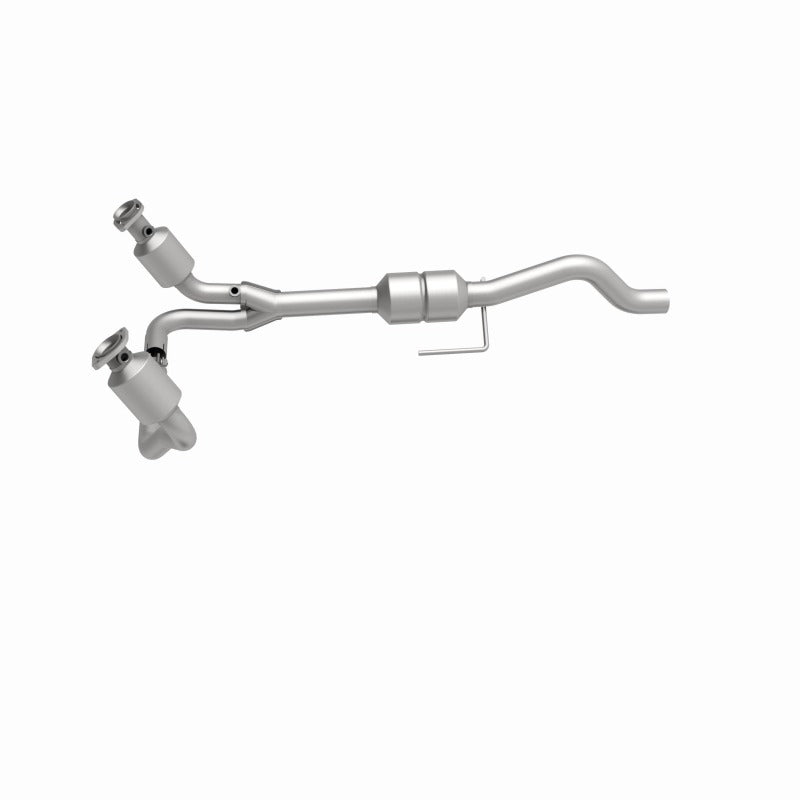MagnaFlow Direct Fit Catalytic Converter 00-03 Durango 4WD 4.7L - 458047