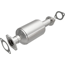 Load image into Gallery viewer, MagnaFlow Nissan Direct-Fit Catalytic Converter - 3391760
