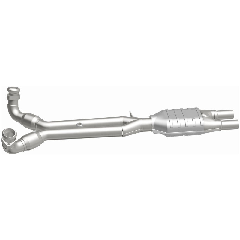 MagnaFlow Direct Fit Catalytic Converter 81-86 Alfa Romeo GTV6 2.5L - 23097