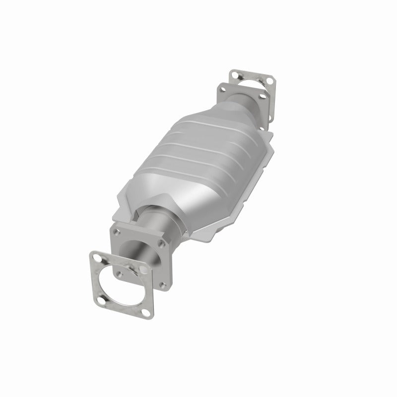 MagnaFlow California Direct Fit Catalytic Conv 75-82 Chevrolet LUV 1.8L / 86-91 Isuzu Trooper 2.3L - 3391652
