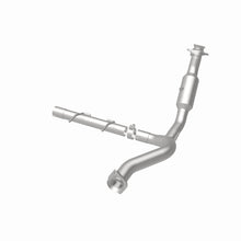 Load image into Gallery viewer, MagnaFlow Direct Fit Catalytic Conv 06-09 Ford Expedition / 07-09 Lincoln Navigator/Navigator L P/S - 49500
