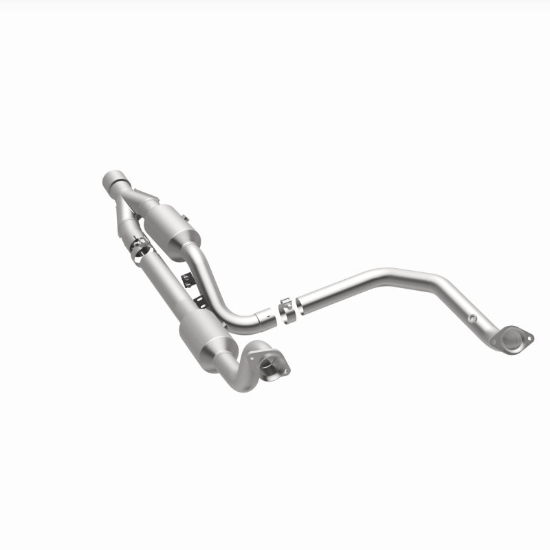 Magnaflow 15-16 Ram 2500 6.4L California Grade CARB Compliant DF Catalytic Converter - 5551513