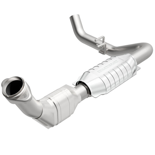 MagnaFlow Direct Fit Catalytic Converter 99-00 Ford Trucks 5.4L - 447117
