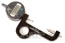 Load image into Gallery viewer, ARP Rod Bolt Stretch Gauge Digital Billet Style - 100-9943