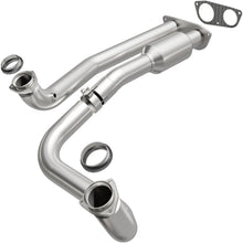 Load image into Gallery viewer, MagnaFlow California Grade Direct-Fit Catalytic Converter 96-00 Chevrolet / GMC K3500 V8 7.4L - 4451470